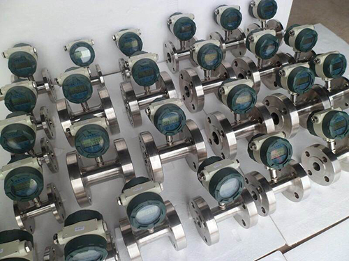 dn15液體渦輪流量計(jì)產(chǎn)品圖